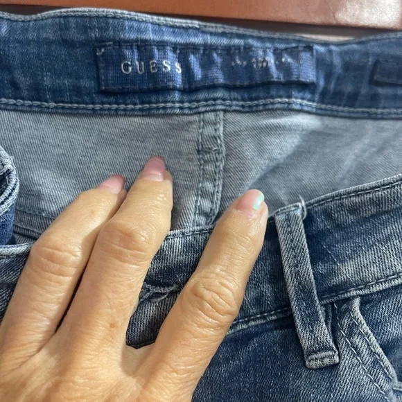 Guess jeans Size 29 worn once great condition with ringtones - Picture 3 of 7